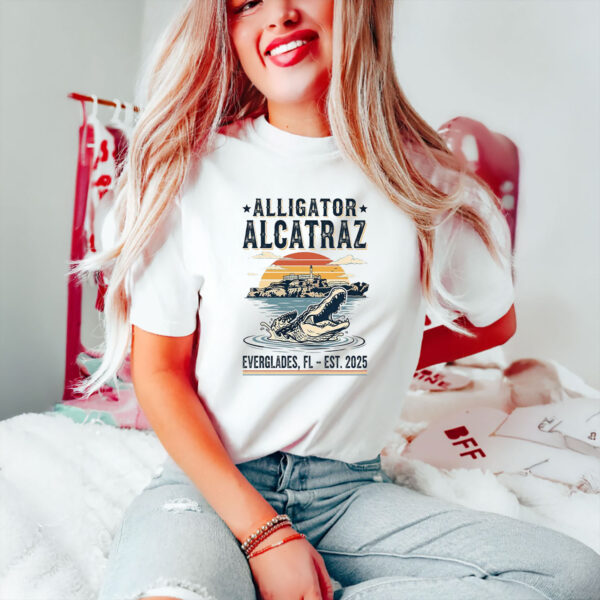 Alligator-Alcatraz-Shirt-–-Everglades-Florida-Vintage-Wildlife-Tee,-Est.-2025