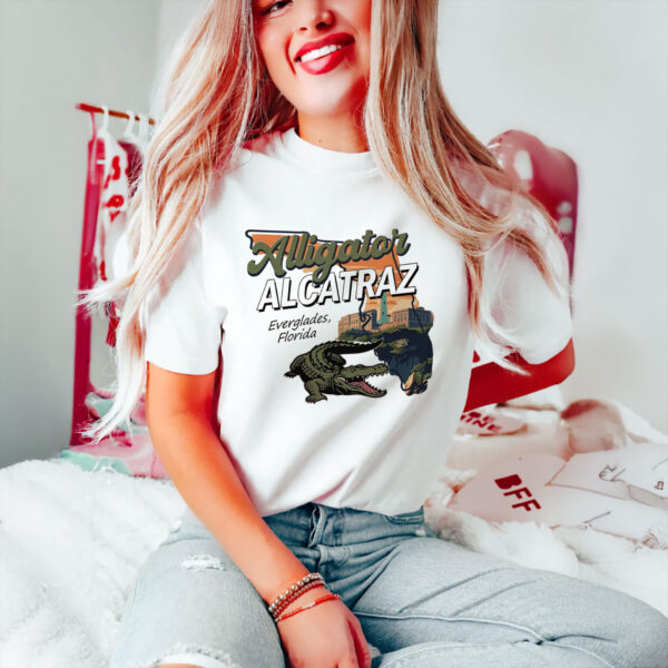Everglades-Florida-Vintage-Design-–-Alligator-Alcatraz-Retro-Shirt