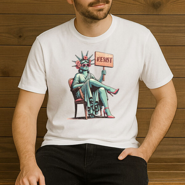 RESIST-Glam-Statue-of-Liberty-Feminist-Activism-T-Shirt-USA