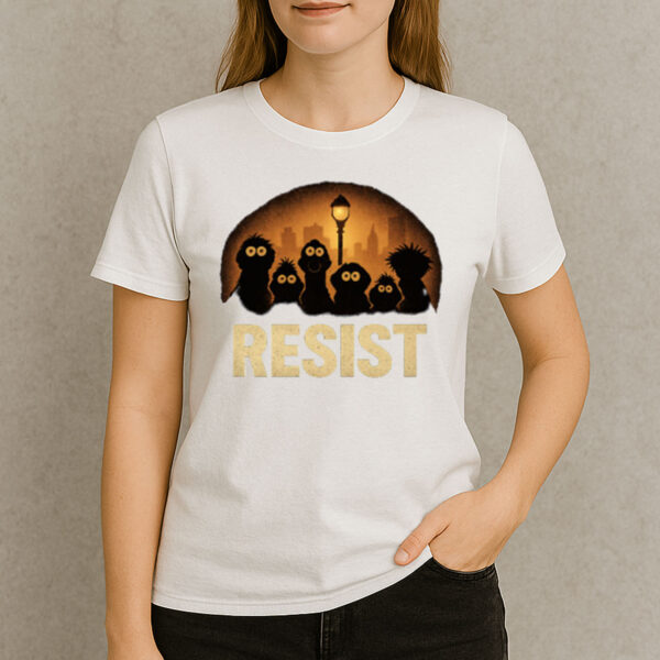 Resist-Puppet-Protest-T-Shirt-–-Support-Public-Broadcasting