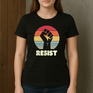 Resist-Raised-Fist-Retro-Sunset-Political-Protest-T-Shirt-US