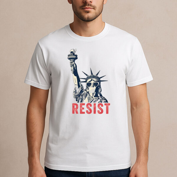 Resist-Statue-of-Liberty-Shirt-–-Modern-Activist-Graphic-Tees