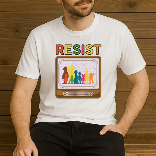 Save-PBS-Resist-Shirt-–-Retro-TV-Political-Protest-Tee