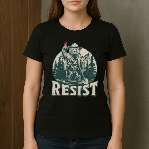 Smokey-Bear-Resist-Wildfire-Political-Protest-T-Shirt-US