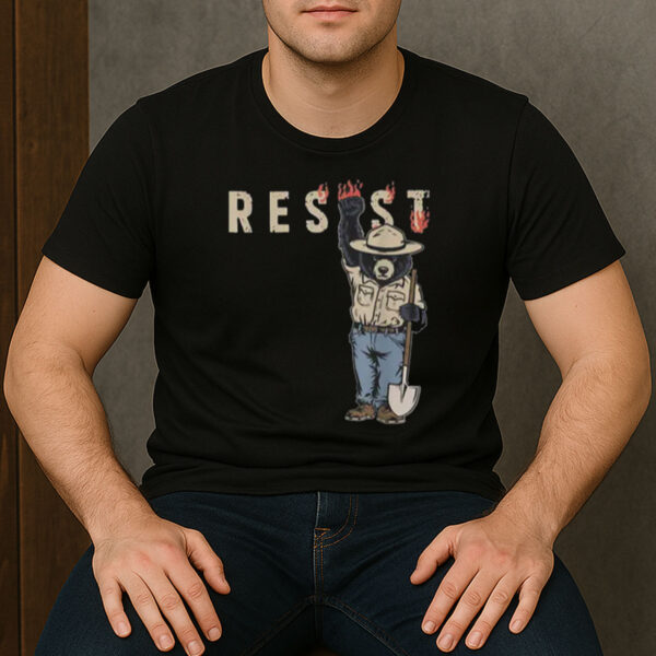Smokey-Bear-Resist-Wildfire-Protest-Graphic-T-Shirt