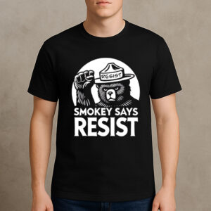Smokey-Bear-Says-Resist-Activist-Graphic-T-Shirts