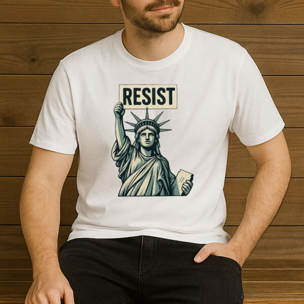 Statue-of-Liberty-Resist-Shirt-–-Political-Protest-Tee